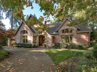 320 Chandler Pl, Lake Oswego, OR 97034