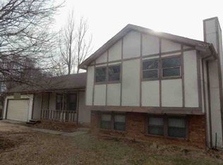 319 N Valleyview Ct, Andover, KS 67002