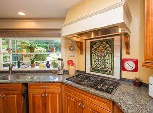 1113 Eugene St, Hood River, OR 97031