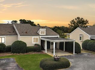 16 Royal Oak Dr, Greenwood, SC 29649