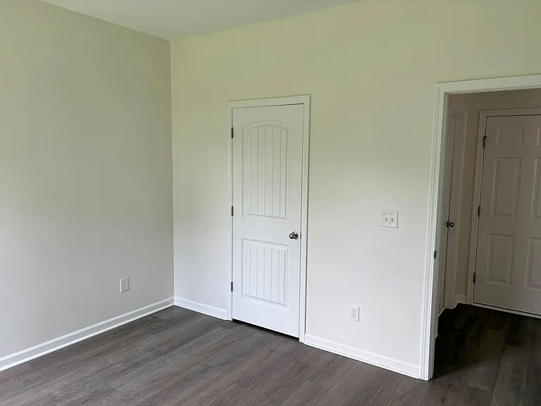 241 Saint Lucie Dr — Photo 17