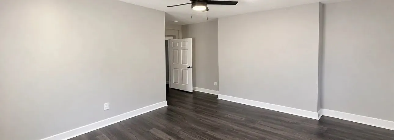 3 bed, 1100 sqft, $2,100 — Photo 1