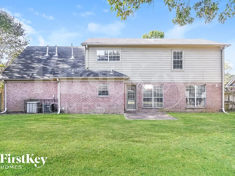 7382 Wendy Way — Photo 15