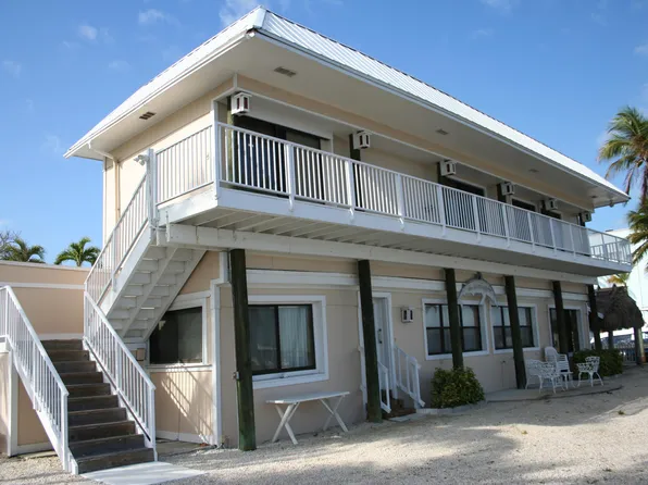 1 Gull Ln, Key Largo, FL 33037