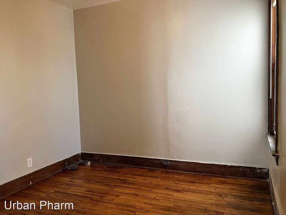 1st image of 614 Pettibone Ave NW #2