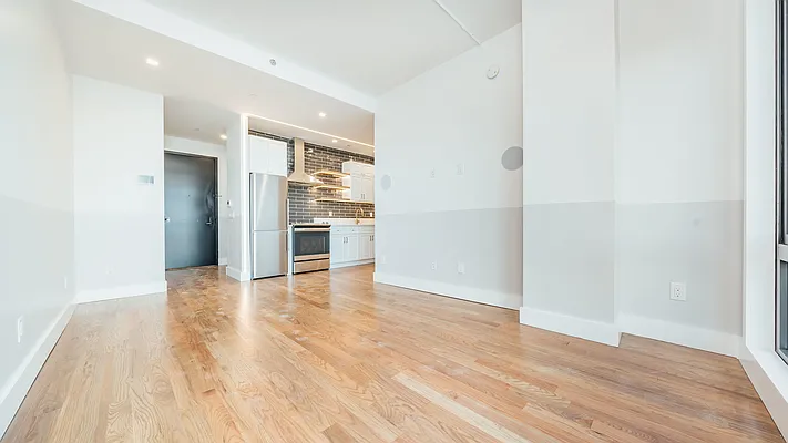 Rented by Nooklyn NYC LLC | media 80
