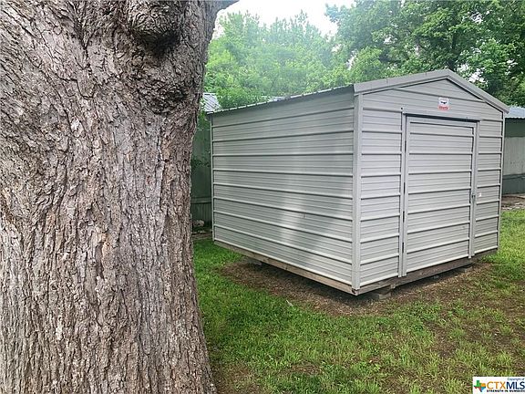 5th image of 220 Placid Cove Dr