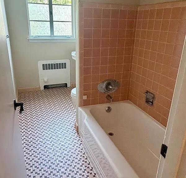 2169 NW Irving St #10 — Photo 26