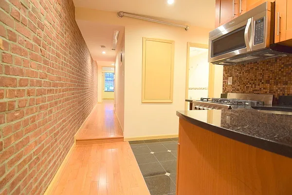 Rented by J Misrahi Realty Corp | media 16