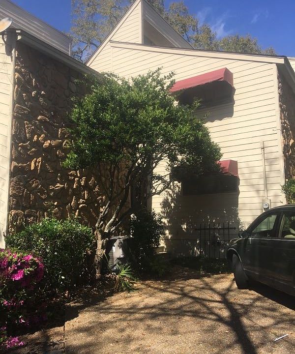 1st image of 3064 Ironwood Dr