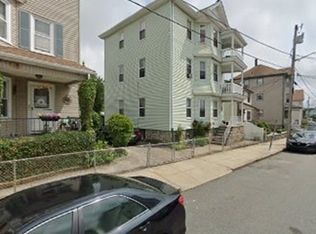 121 Almy St, Fall River, MA 02720