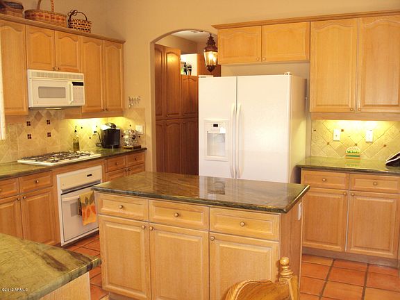 5th image of 33417 N 69th Pl