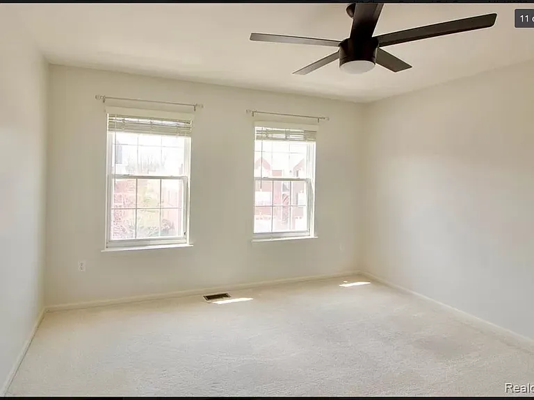 673 Cherry Orchard Rd #135 — Photo 11