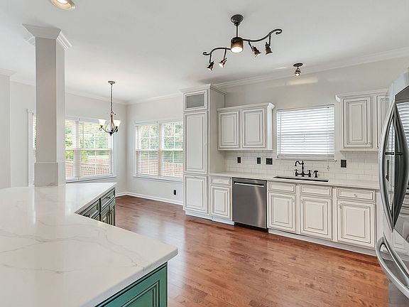 5th image of 3142 Brimstead Dr