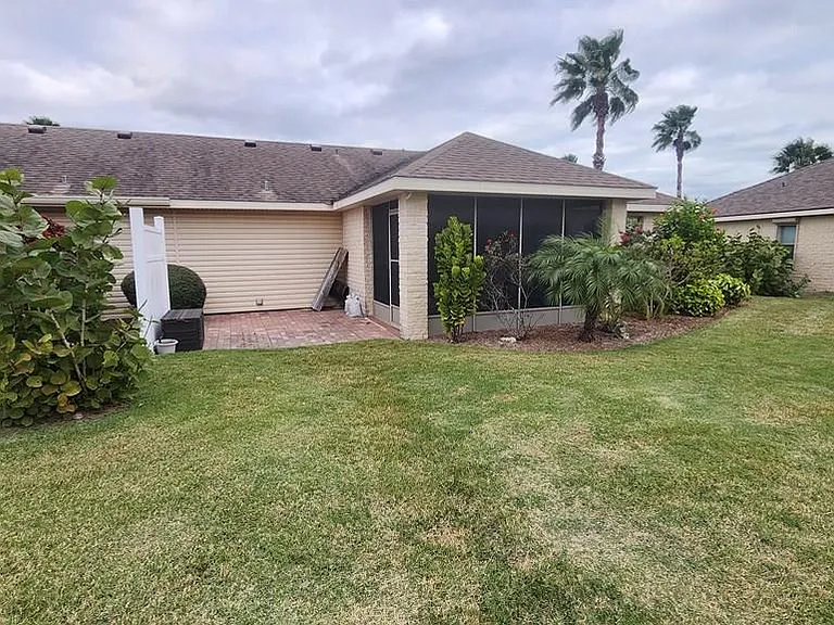 9 Doral Dr — Photo 17
