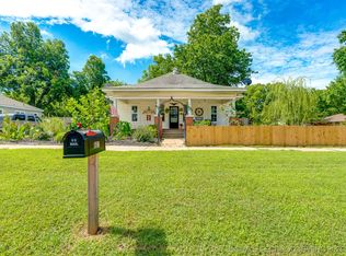 801 E 8th St, Ada, OK 74820