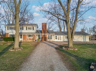 3518 Raycraft Rd, Woodstock, IL 60098