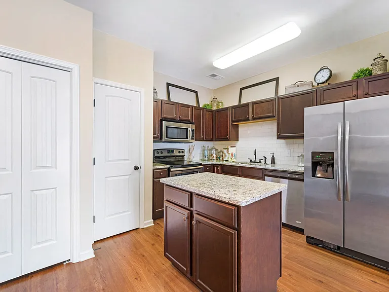 Waverly - 2 Bed / 2 Bath - 1,108 Sq.Ft.