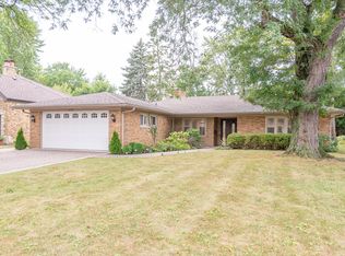 6736 N Knox Ave, Lincolnwood, IL