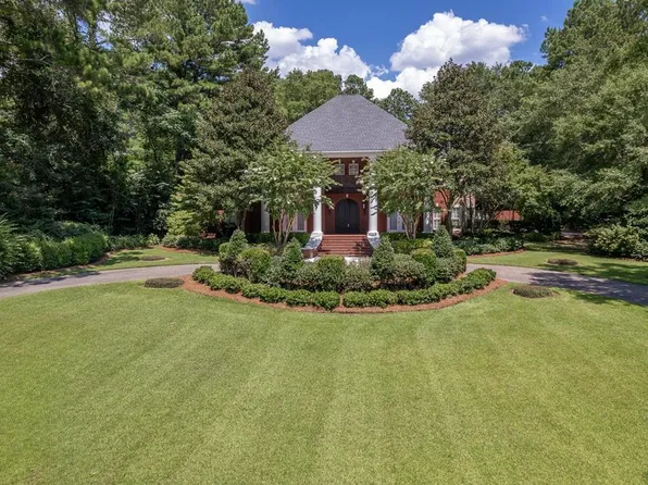 203 Liveoak Trl, Dothan, AL 36305