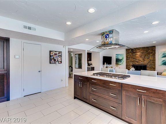4th image of 5028 Wright View Dr