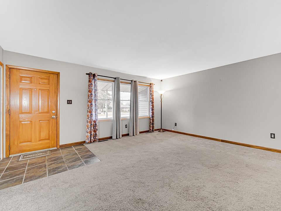5405 W 78th Ln, Schererville, IN 46375 | Zillow