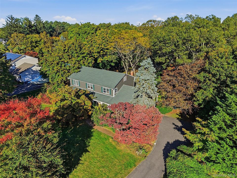 1st image of 30 Manor Road N