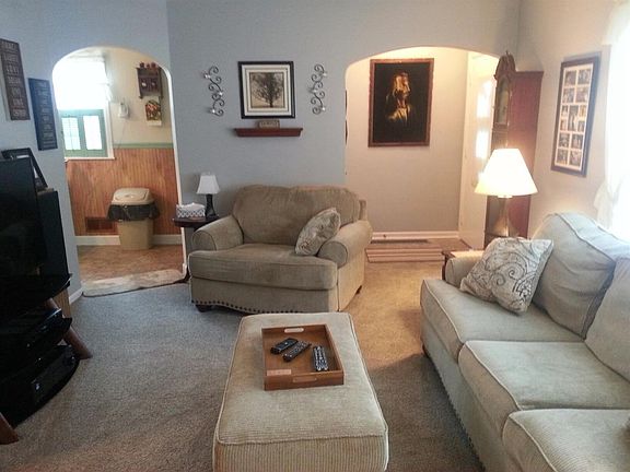 3rd image of 3508 Hampton Pl