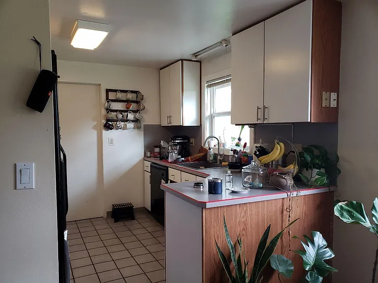 13150 SW Watkins Ave — Photo 2