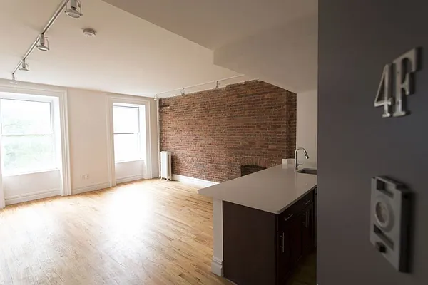 Rented by Westminster Management | media 25