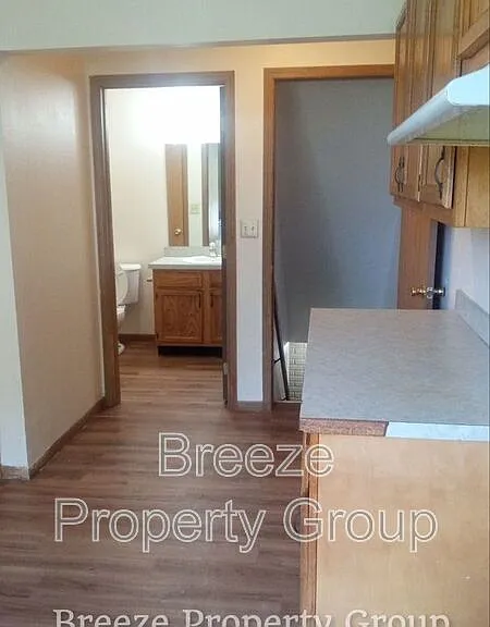 914 E Bancroft St — Photo 8