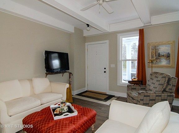 3rd image of 727 Park Ave
