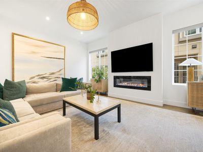 4113 Holland Ave #102, Dallas, TX, 75219