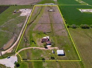 1495 Plover Cir, Ponder, TX 76259