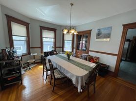 19 Mapleton St