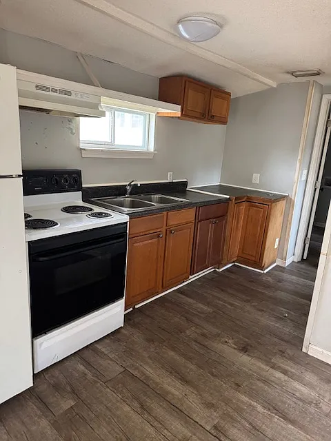 1 bed, $1,300 — Photo 3