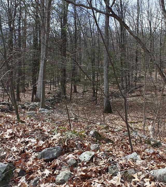 2nd image of 63-67 Hawleys Corners Rd