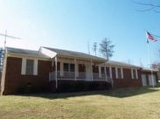 155 Meador Rd, Cumberland, VA 23040