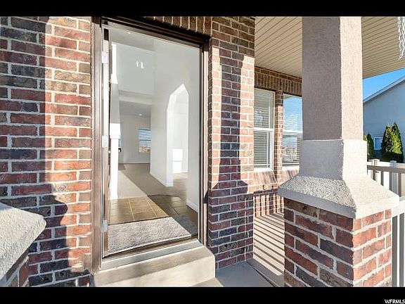 4th image of 13641 S Admiral Dr