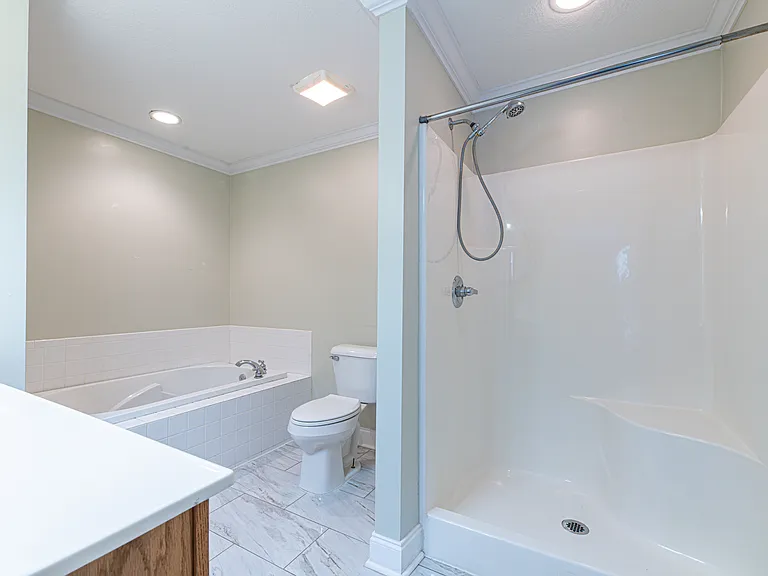 3029 Champions Dr — Photo 21
