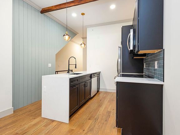 3rd image of 1942 N 32nd St #A