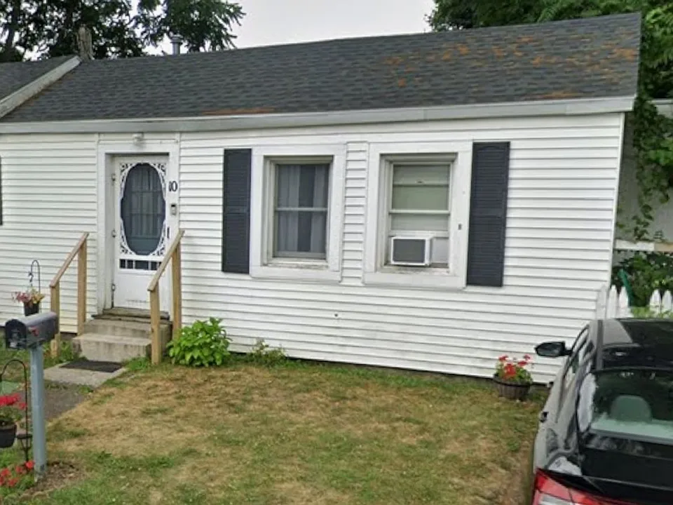 8 Norton St