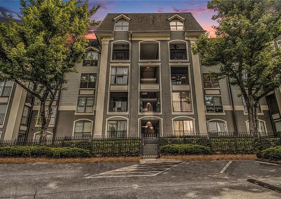 1st image of 2657 Lenox Rd NE #C38