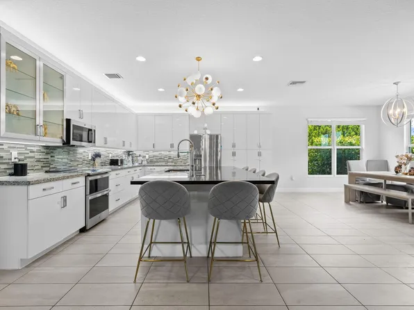 7619 Francisca Club Lane, Delray Beach, FL 33446