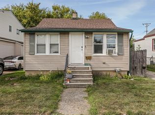 7275 Chalmers Ave, Warren, MI 48091