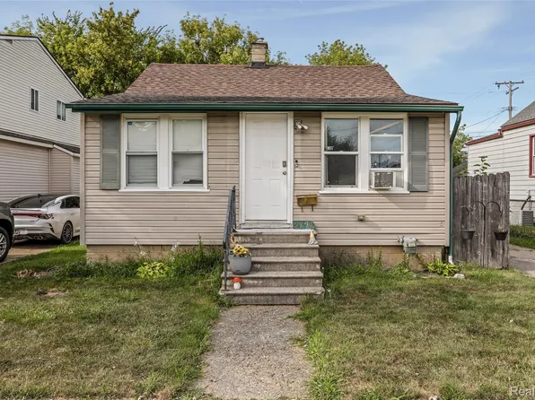 7275 Chalmers Ave, Warren, MI 48091