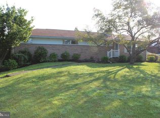 525 Buchert Rd, Gilbertsville, PA 19525
