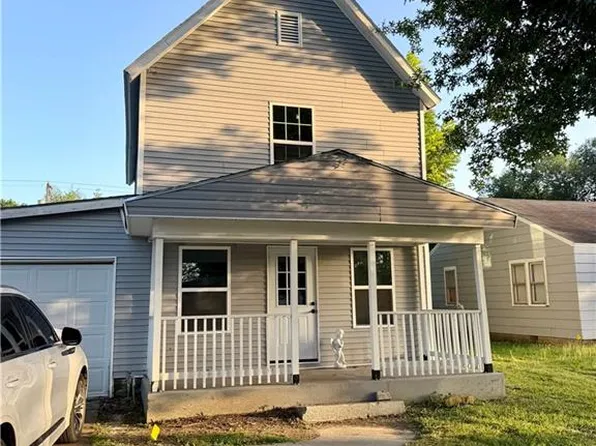 1003 W 1st St, Coffeyville, KS 67337