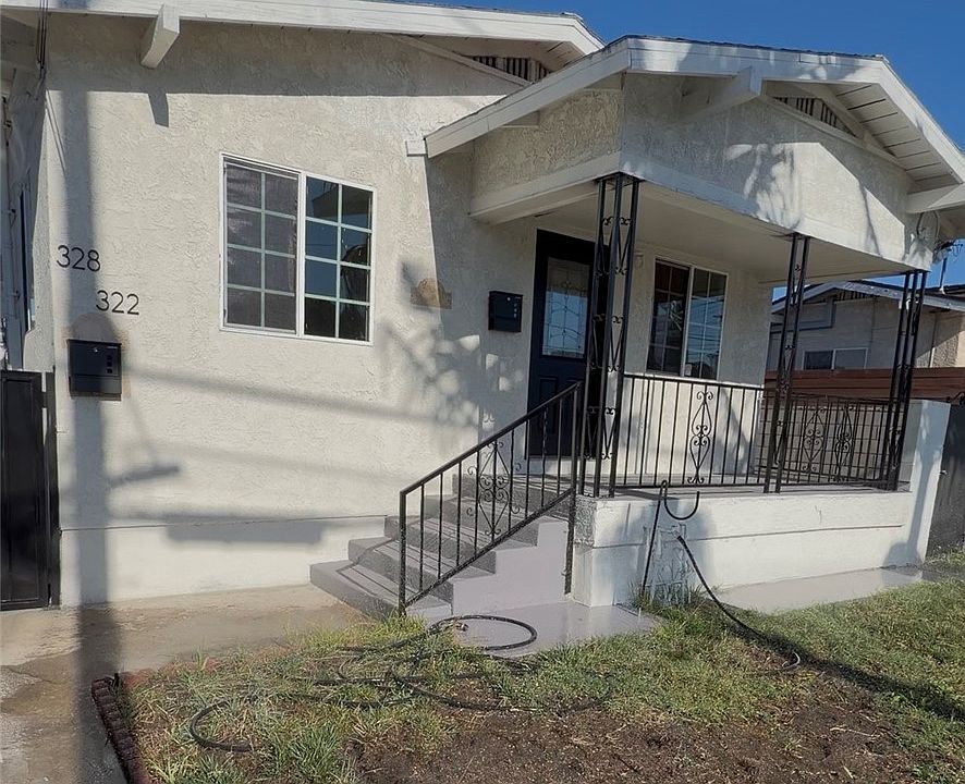 1st image of 322 S Grand Ave