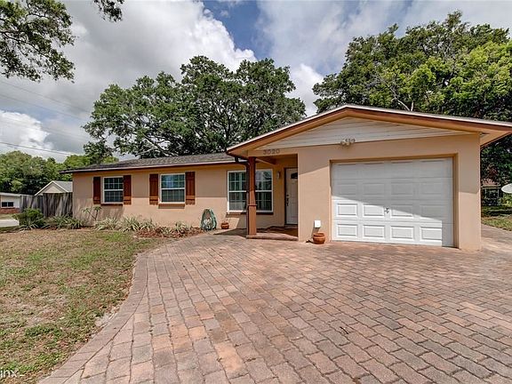 4th image of 3020 Lake Vista Dr